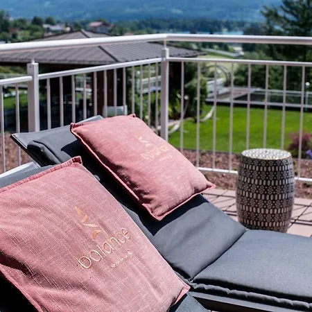 Balance - & Golf Am Woerthersee